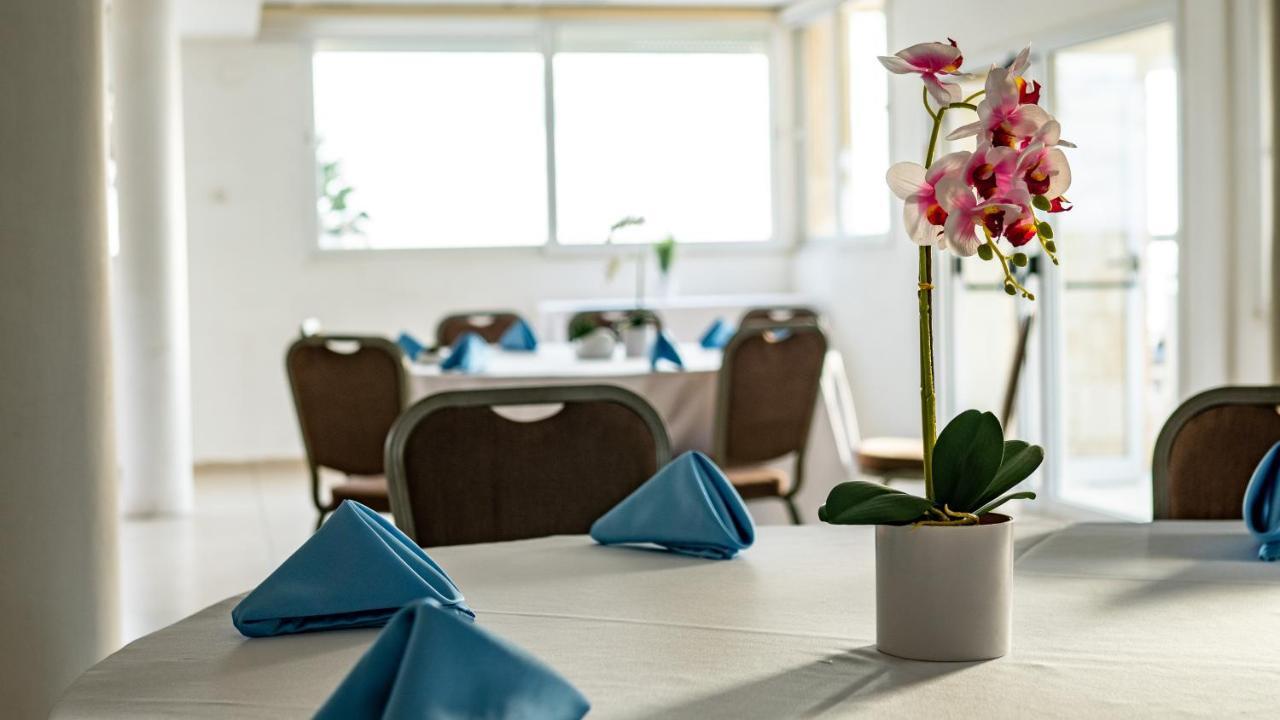 Acco Beach Hotel Акко Екстер'єр фото